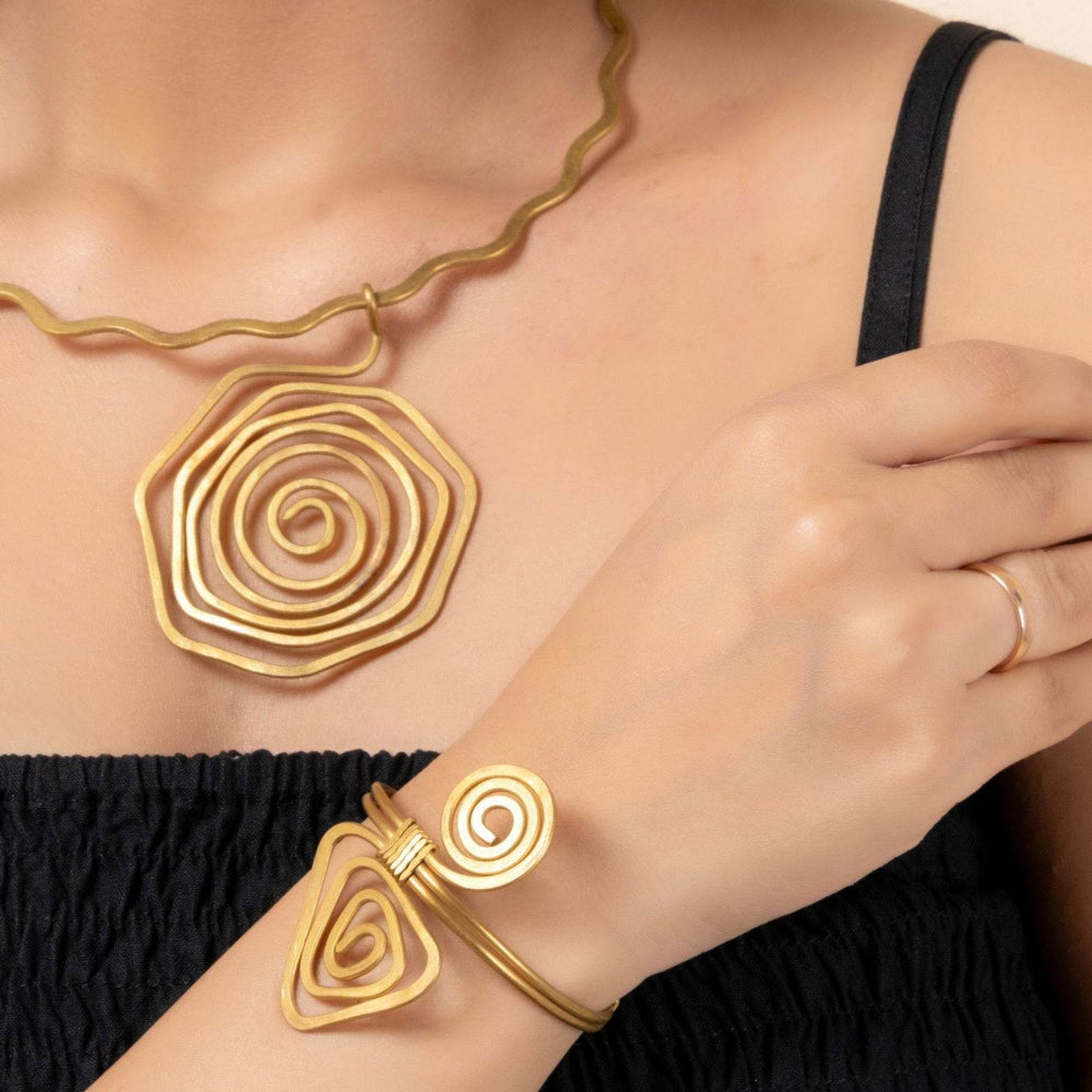 Handmade Dokra Brass Adjustable Bracelet with Intricate Tribal Design and Timeless Elegance - Lookandadorn.com