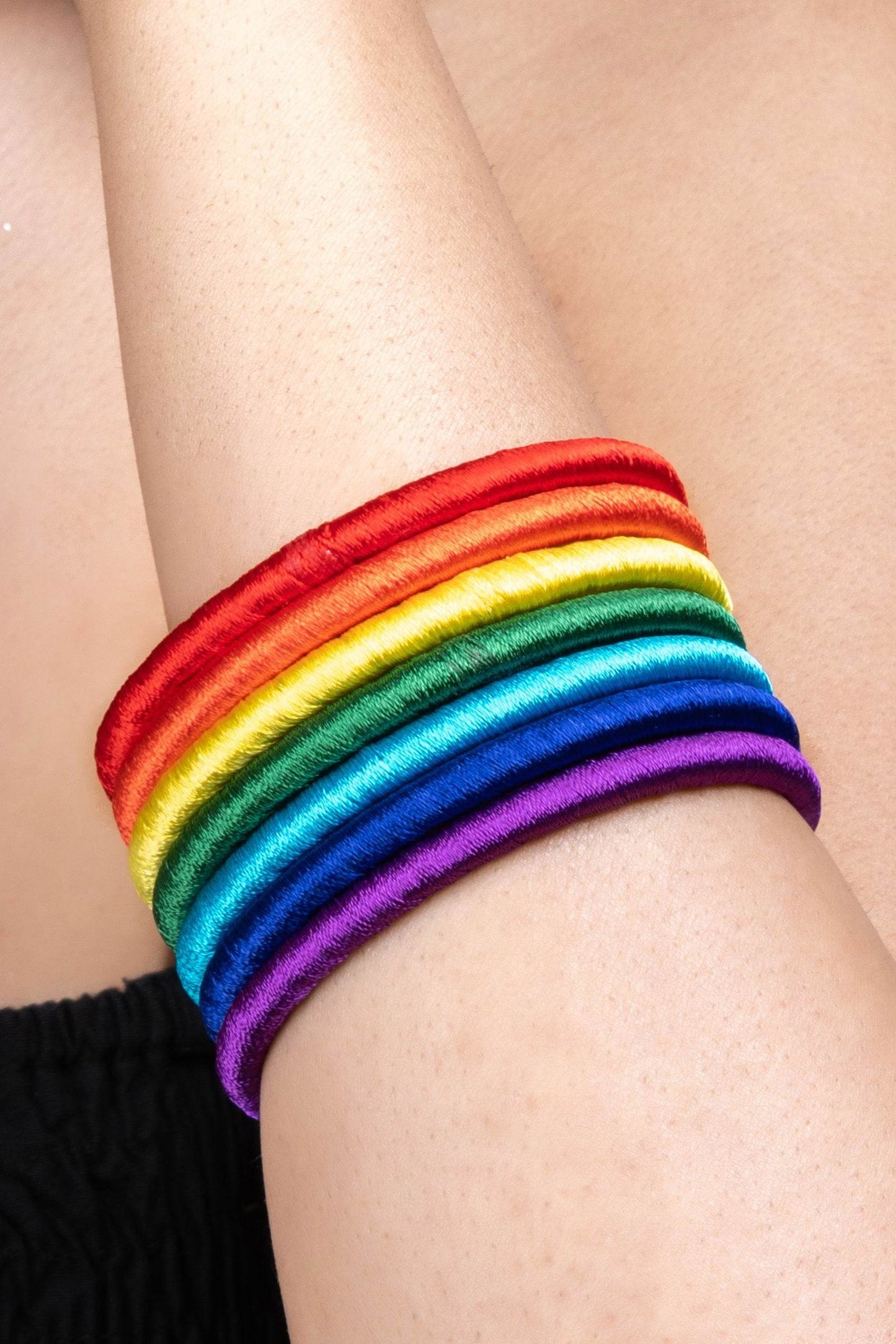 Handmade Set of 7 Colorful Silk Thread Rainbow Bangles - Unique, Vibrant Accessories - Lookandadorn.com