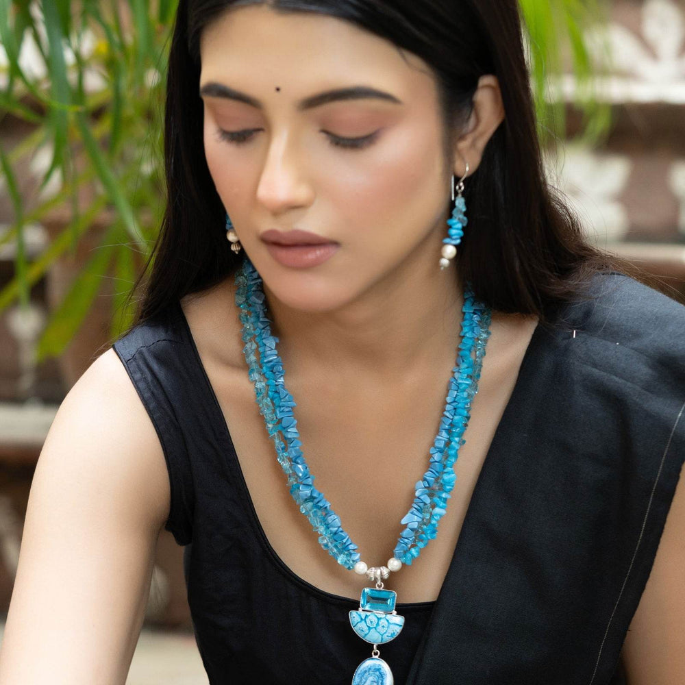 Handmade Shades of Blue Semi Precious Agate Stone Chips Necklace and Earrings Jewelry Set - Lookandadorn.com
