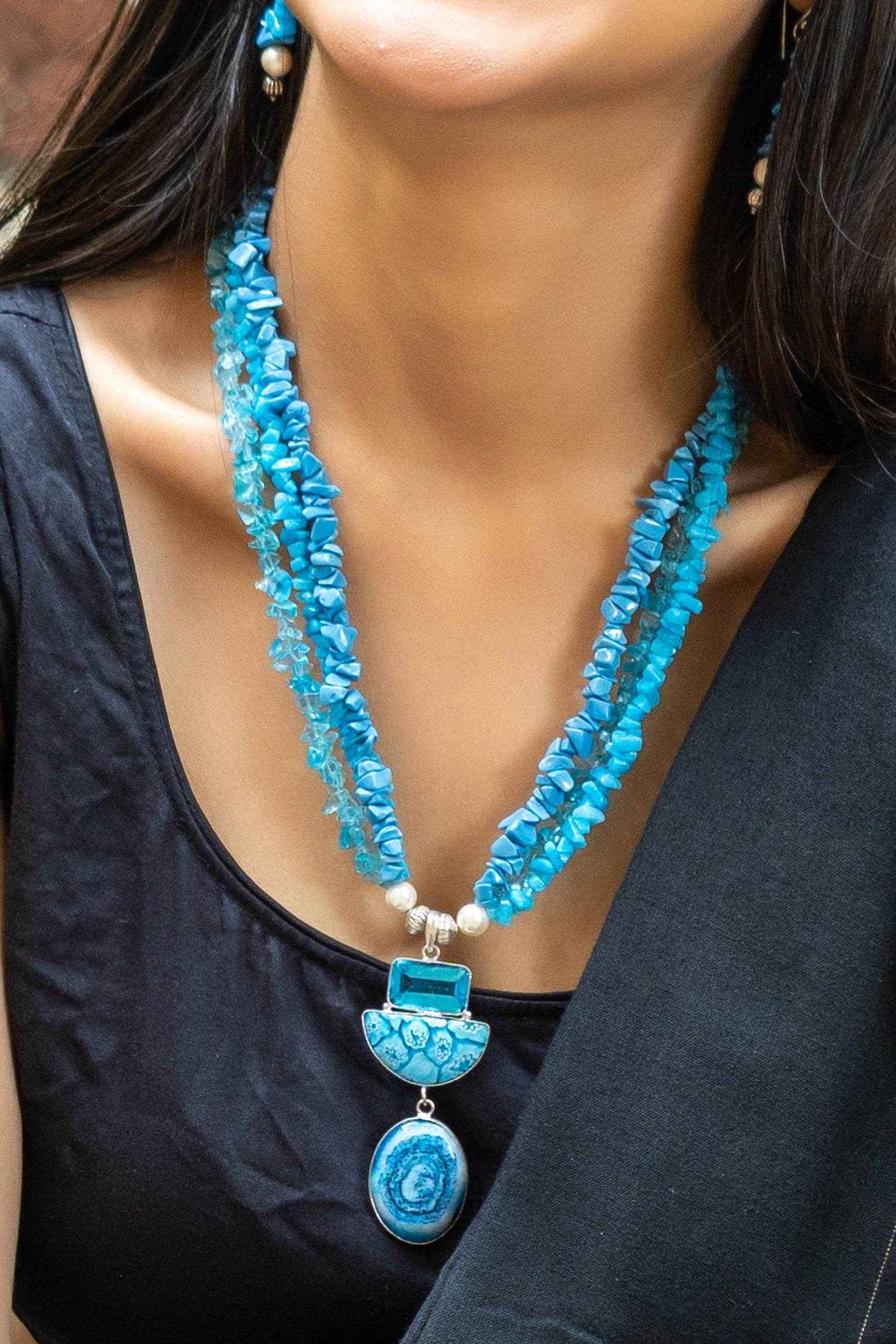 Handmade Shades of Blue Semi Precious Agate Stone Chips Necklace and Earrings Jewelry Set - Lookandadorn.com