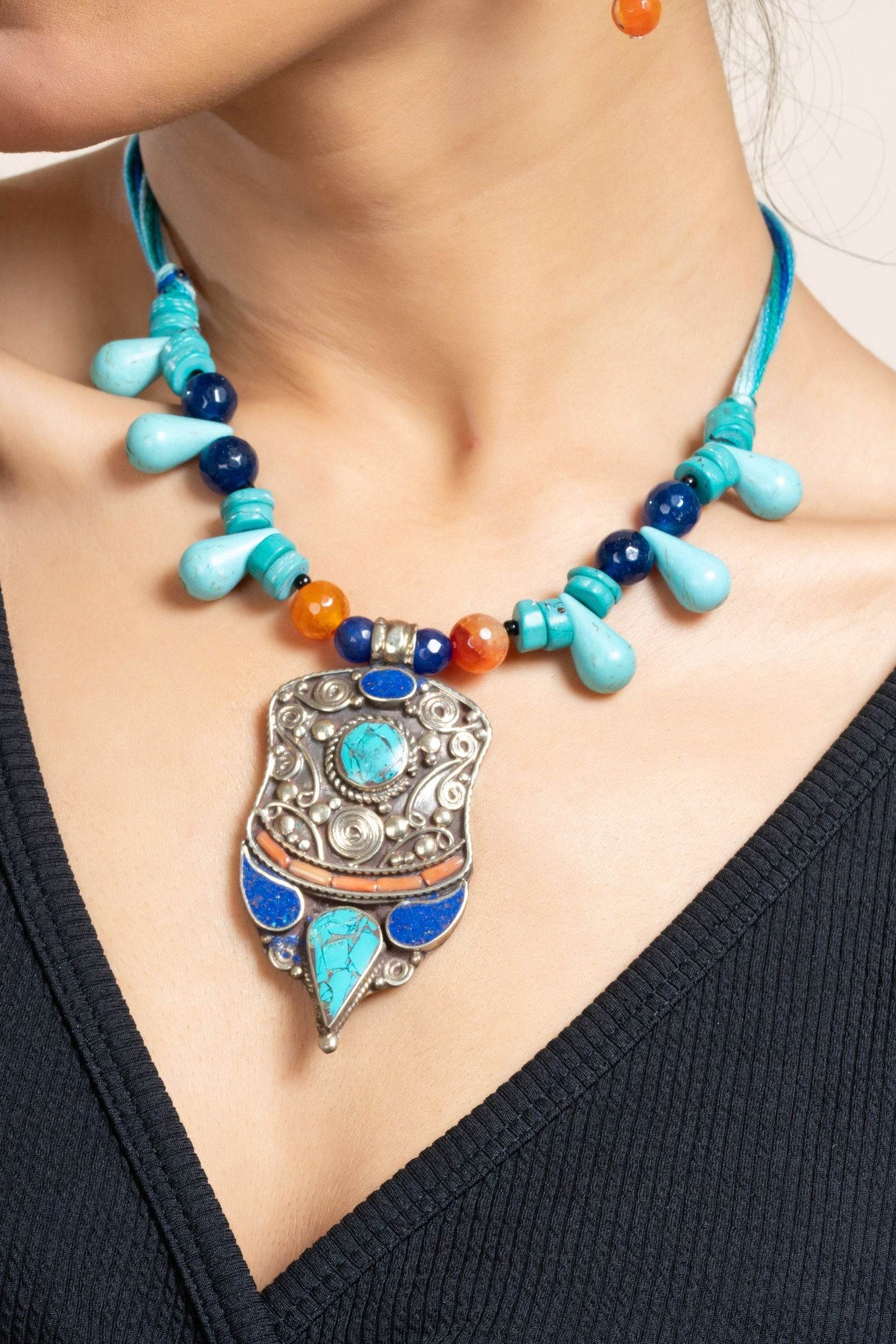 Handmade Turquoise Drop Tibetan Pendant Necklace with Earrings Jewelry Set & Adjustable Dori - Lookandadorn.com