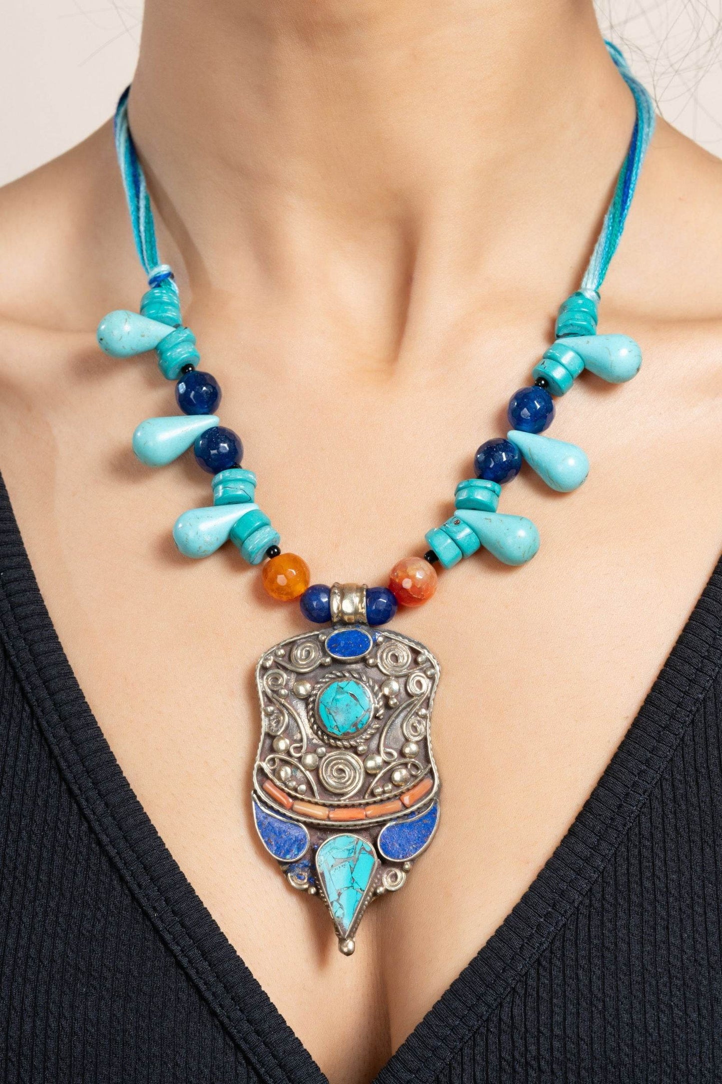 Handmade Turquoise Drop Tibetan Pendant Necklace with Earrings Jewelry Set & Adjustable Dori - Lookandadorn.com