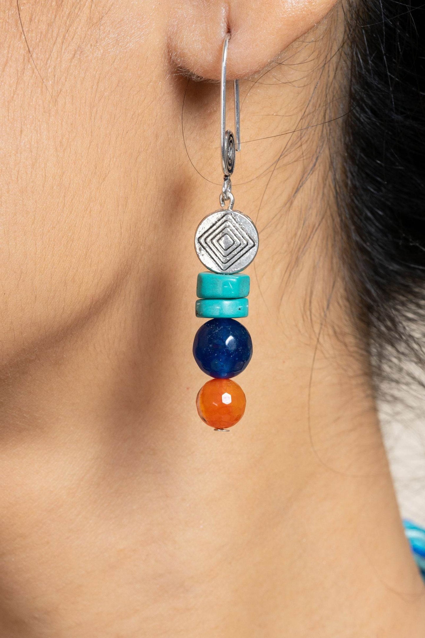 Handmade Turquoise Drop Tibetan Pendant Necklace with Earrings Jewelry Set & Adjustable Dori - Lookandadorn.com