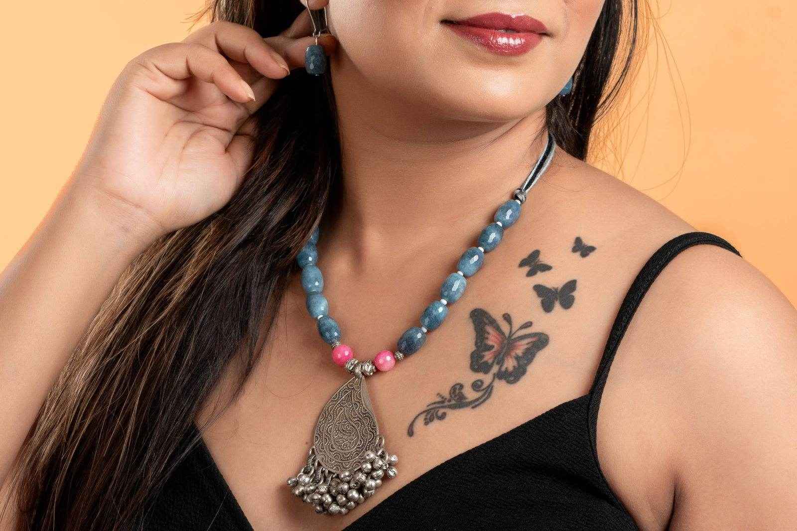 Handmade Jewelry With Pink Powder Blue Jade Stones & German Silver Ghunghroo Pendant Necklace Set with Earrings - Lookandadorn.com