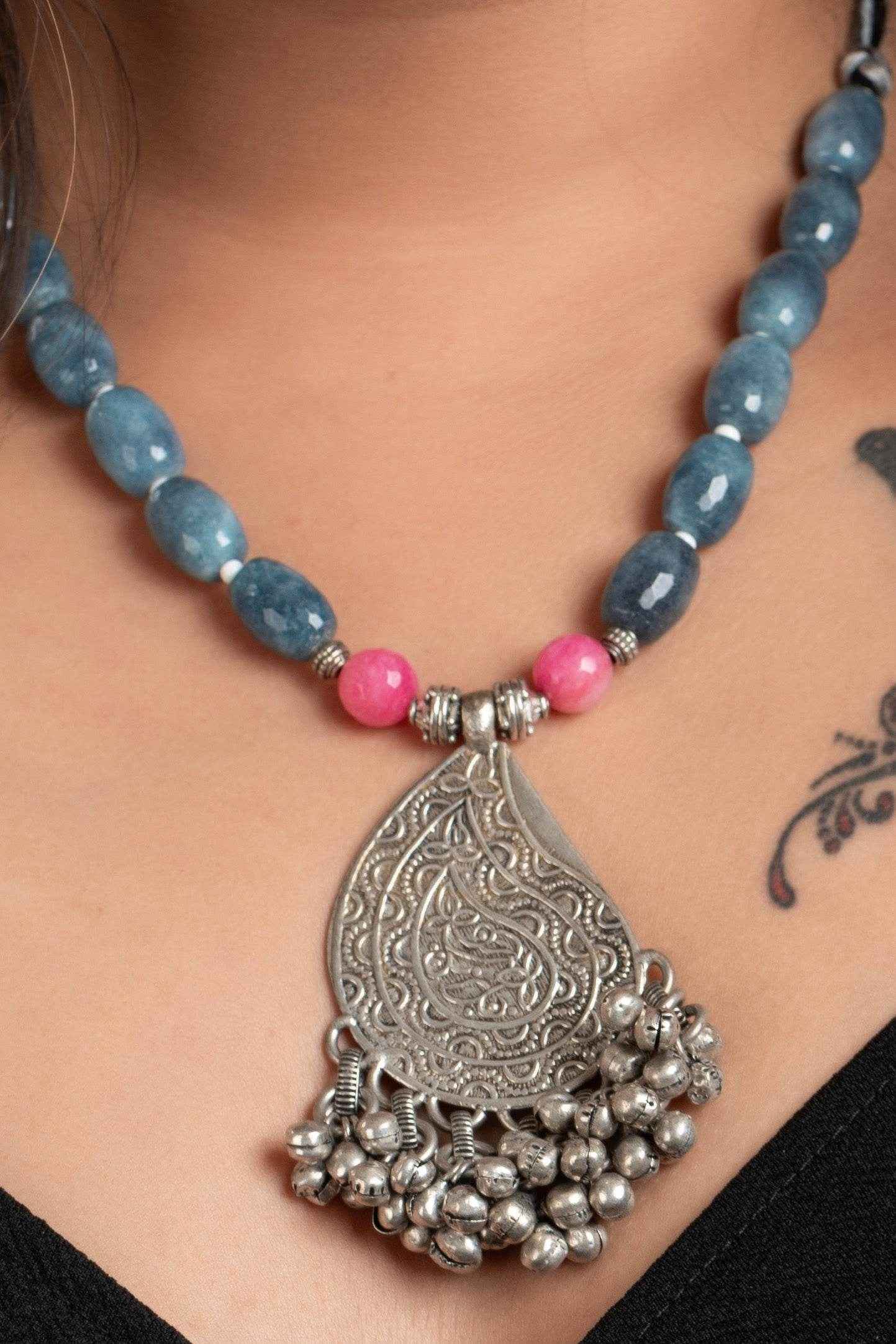 Handmade Jewelry With Pink Powder Blue Jade Stones & German Silver Ghunghroo Pendant Necklace Set with Earrings - Lookandadorn.com