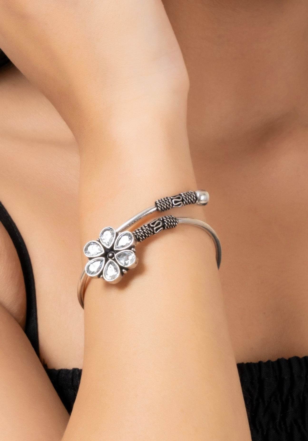 Oxidized Silver with White Cubic Zirconia Stunning Adjustable Bracelet For Elegant Style - Lookandadorn.com
