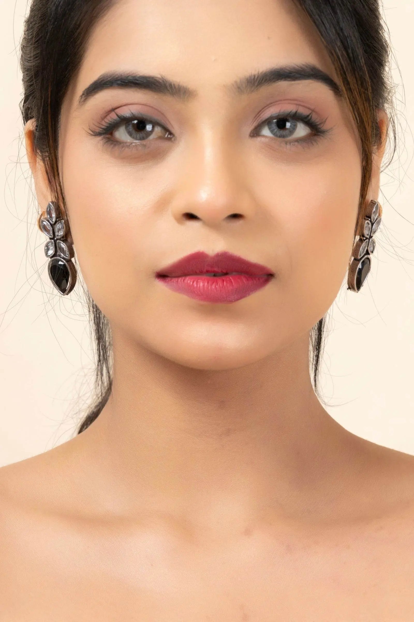 Oxidized Silver Cubic Zirconia Stud Earrings in White and Black - Unique Designer Elegance - Lookandadorn.com