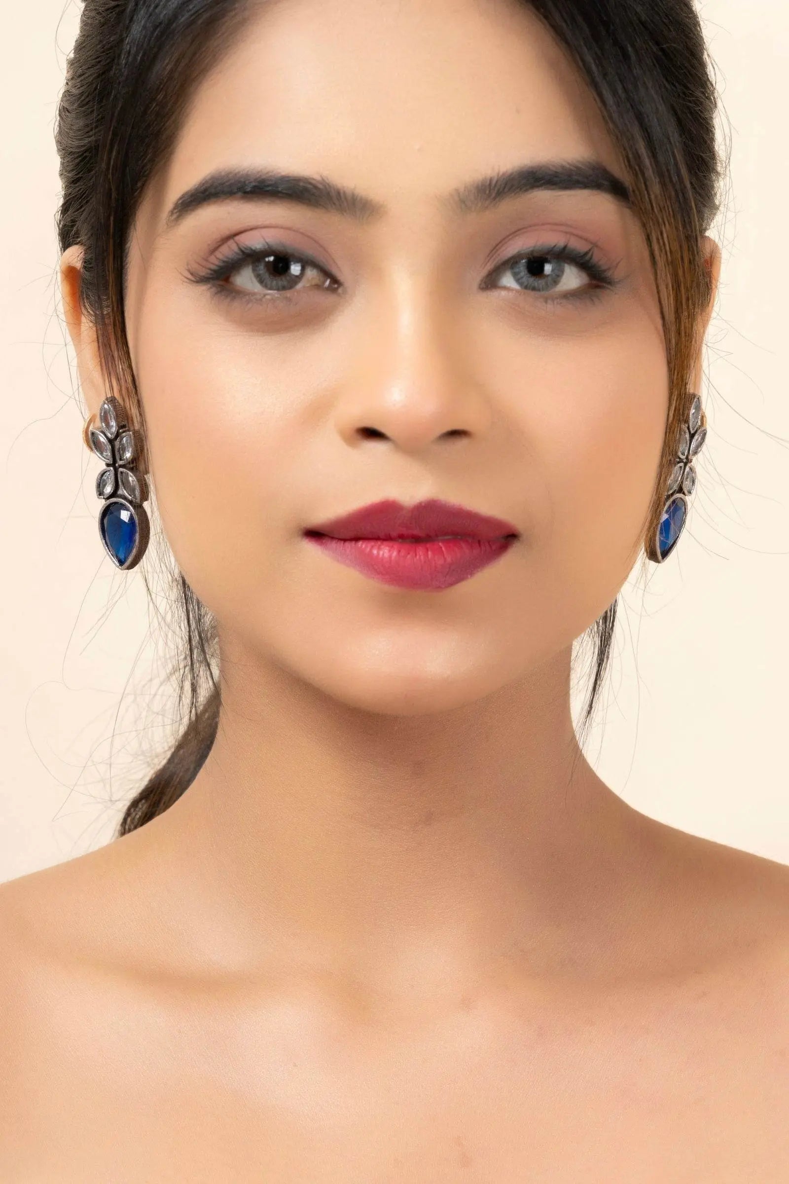 Oxidized Silver Dangle Earrings with White and Blue Cubic Zirconia, Lightweight and Elegant Design - Lookandadorn.com