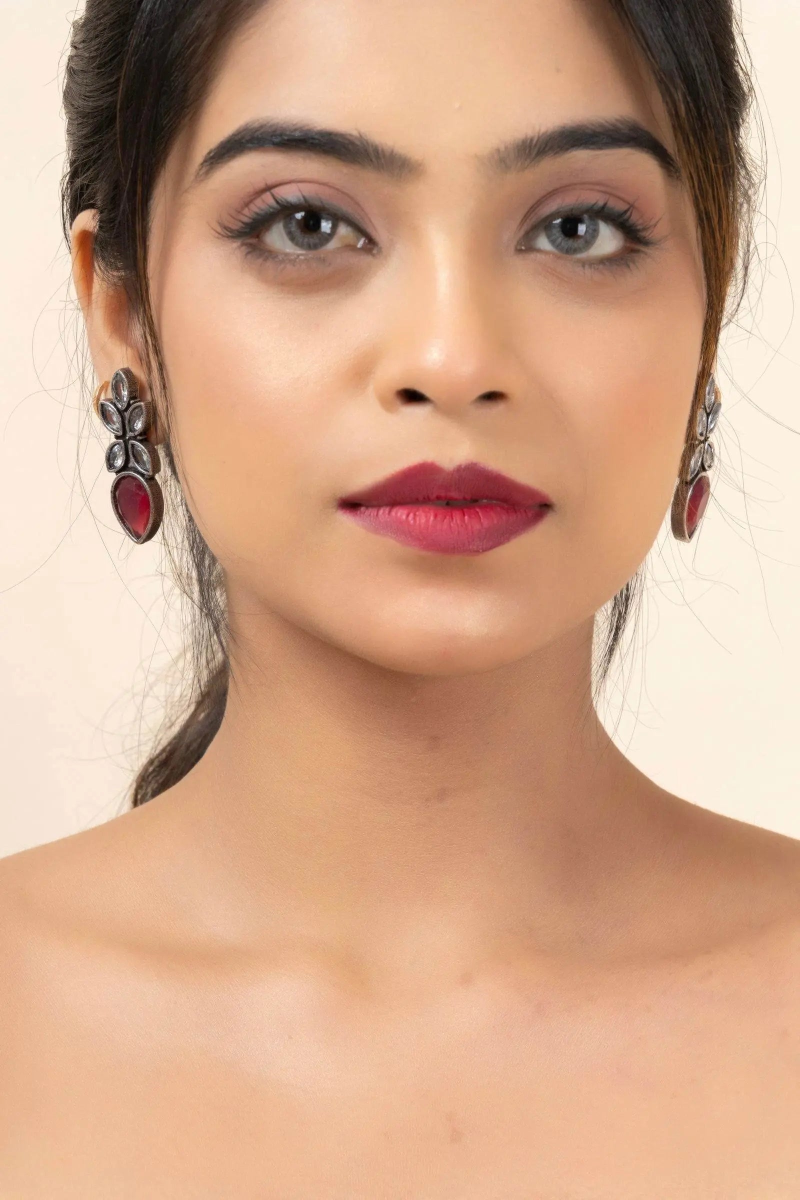 Oxidized Silver with White and Red Cubic Zirconia Stones Stud Earrings for Elegant Style - Lookandadorn.com