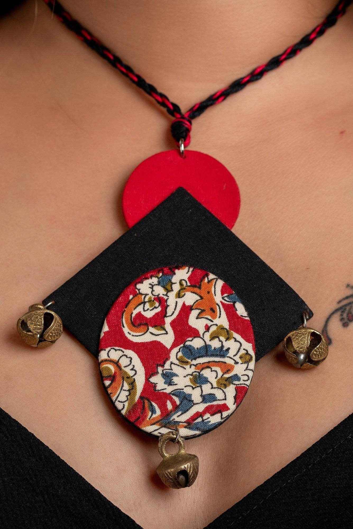 Red Black Kalamkari Necklace with Brass Ghungroo - Handcrafted Fabric Jewelry Set for Women - Lookandadorn.com