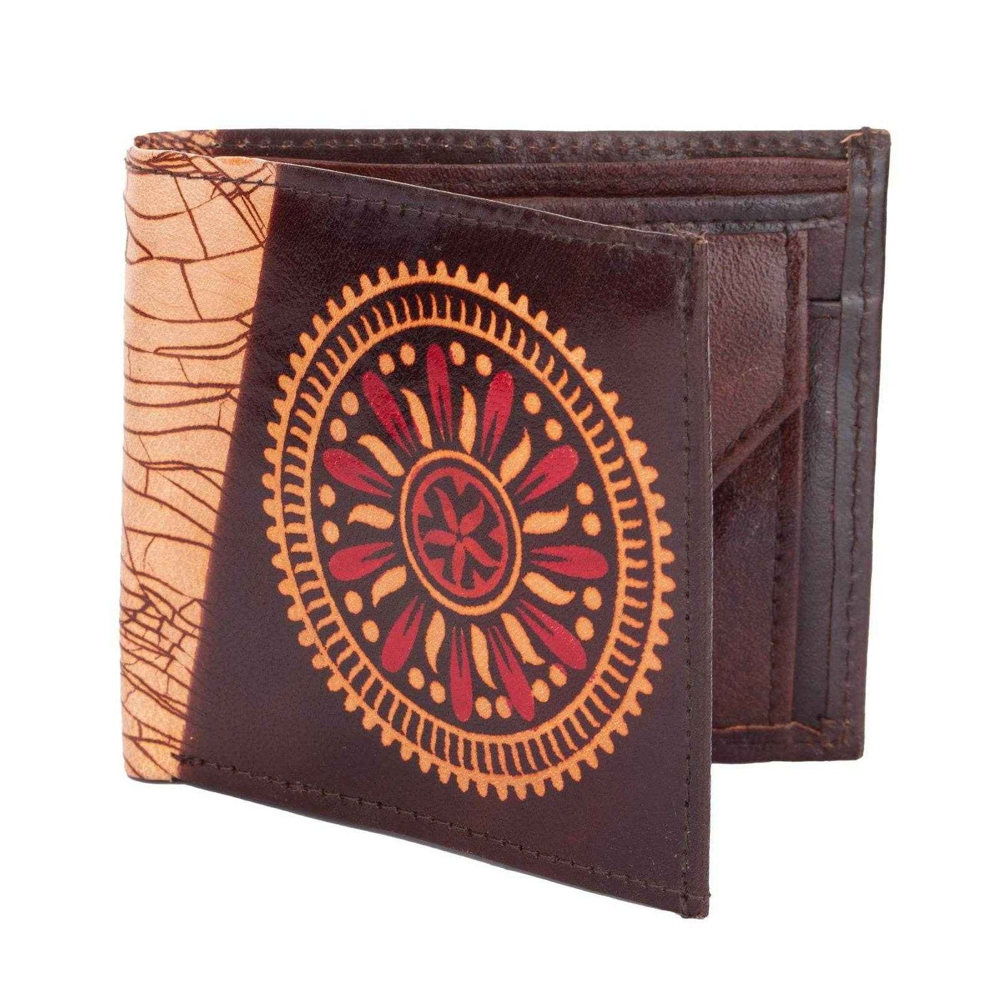 Shantiniketan Leather Products: Handcrafted Genuine Leather Wallet With 5 Spacious Compartments - Lookandadorn.com