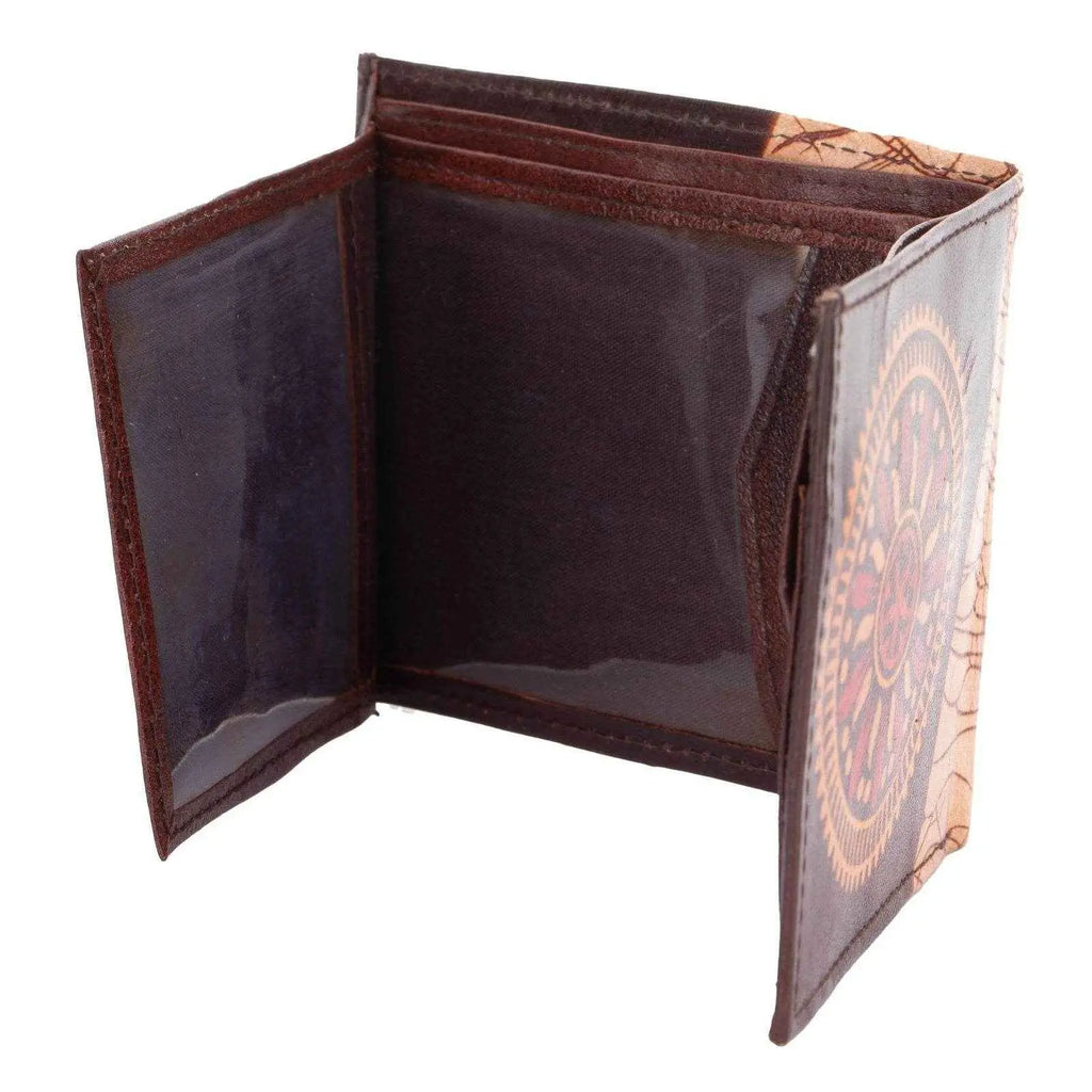 Shantiniketan Leather Products: Handcrafted Genuine Leather Wallet With 5 Spacious Compartments - Lookandadorn.com