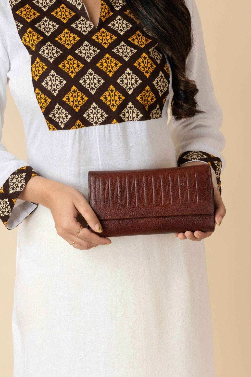 Handcrafted Leather Clutch For Women - Brown 4 Compartment Bag 7.5x4 Inches, Genuine Leather - Lookandadorn.com
