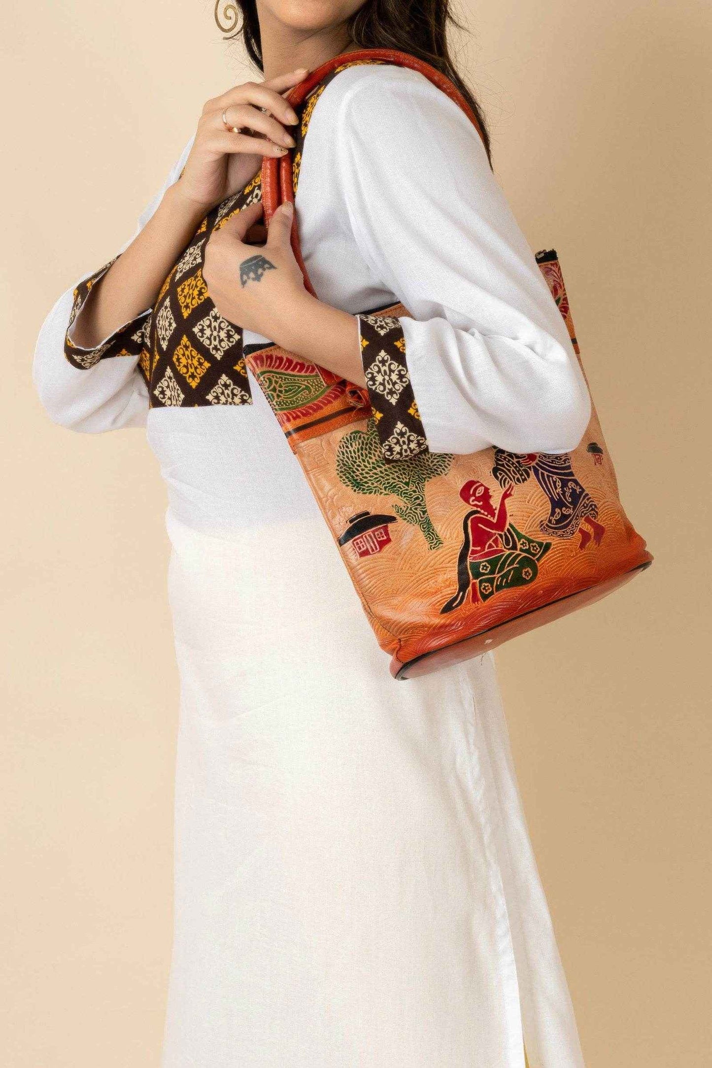 Shantiniketan Ladies Leather Handbags - Traditional Brown Leather Handbag (10x11 Inches) - Lookandadorn.com