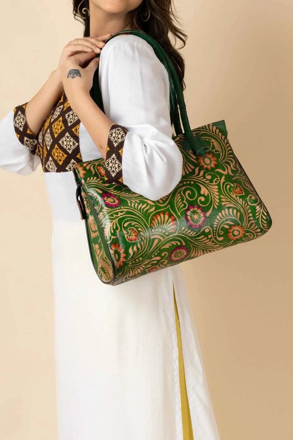 Shantiniketan Traditional Green Leather Handbag For Women - 15x12, 4 Compartments, Handcrafted