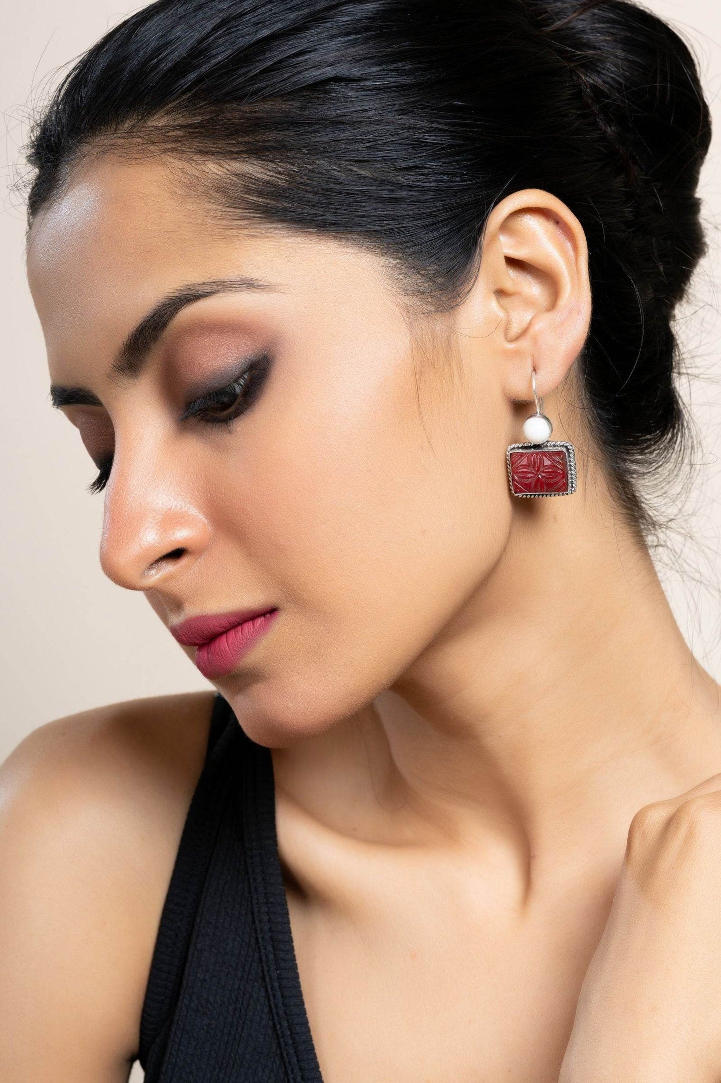 White and Red Carved Stone Oxidised Silver Earrings - Elegant, Non-Allergic Design for Any Occasion - Lookandadorn.com