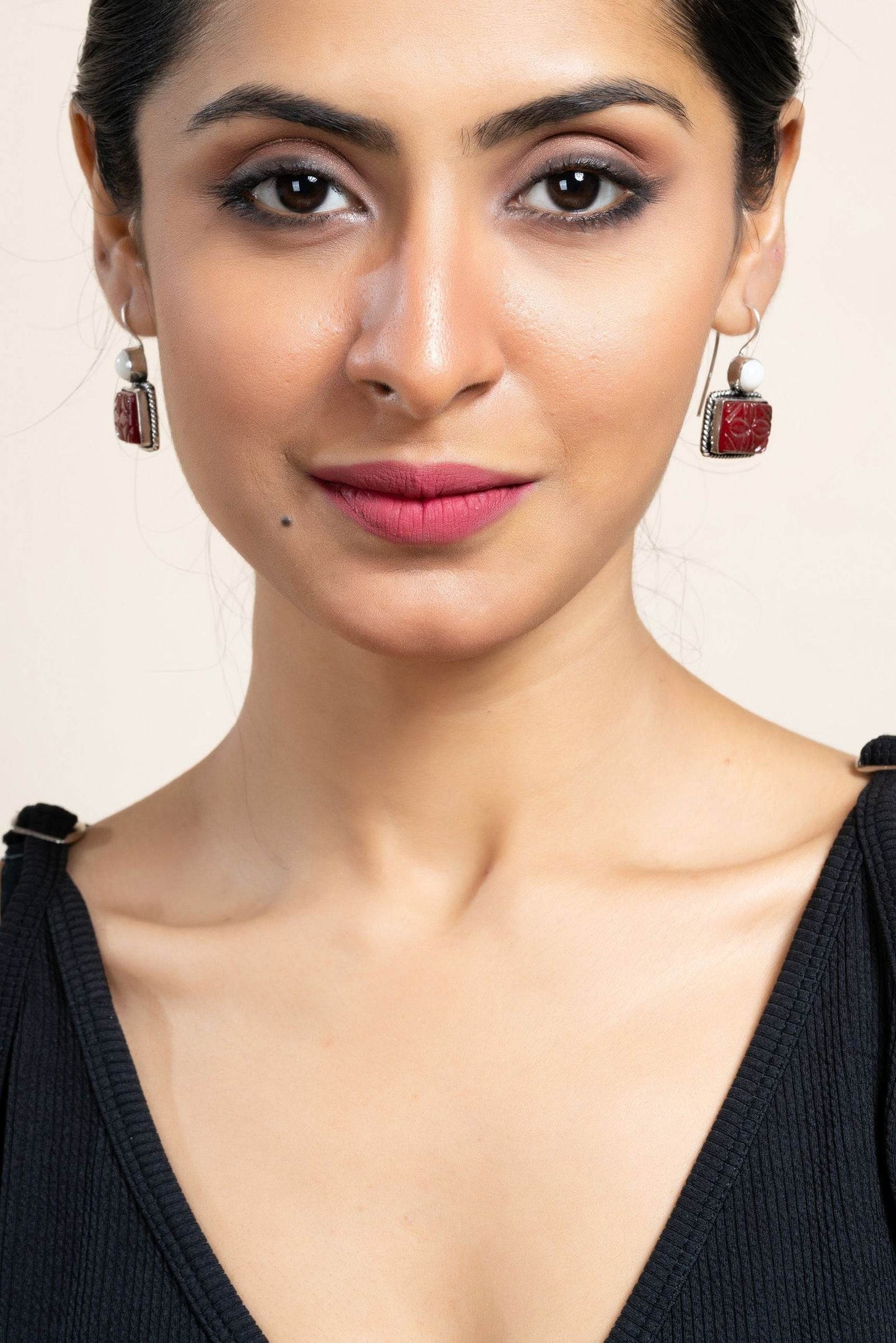 White and Red Carved Stone Oxidised Silver Earrings - Elegant, Non-Allergic Design for Any Occasion - Lookandadorn.com