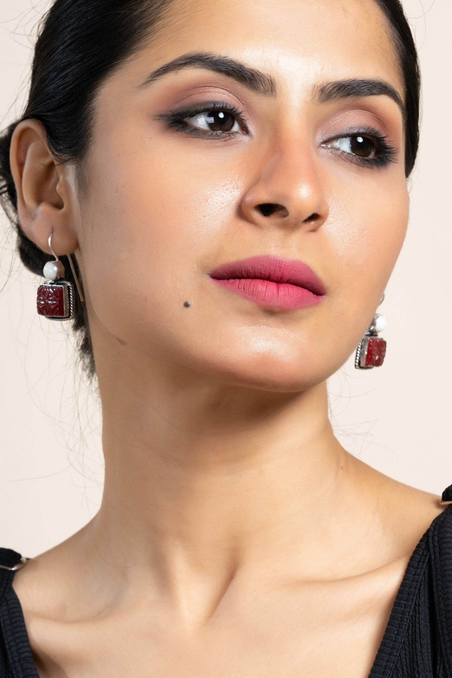 White and Red Carved Stone Oxidised Silver Earrings - Elegant, Non-Allergic Design for Any Occasion - Lookandadorn.com