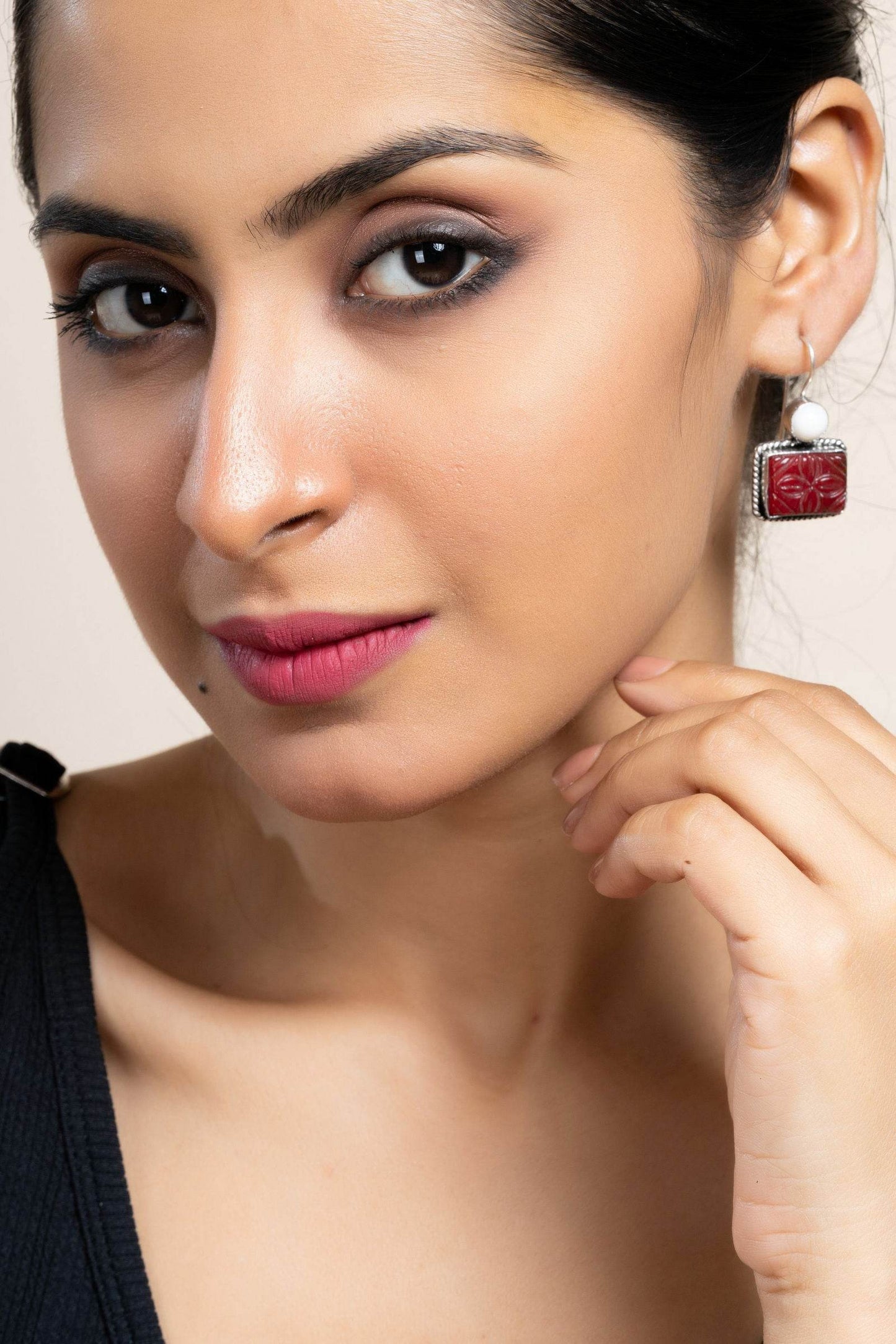 White and Red Carved Stone Oxidised Silver Earrings - Elegant, Non-Allergic Design for Any Occasion - Lookandadorn.com