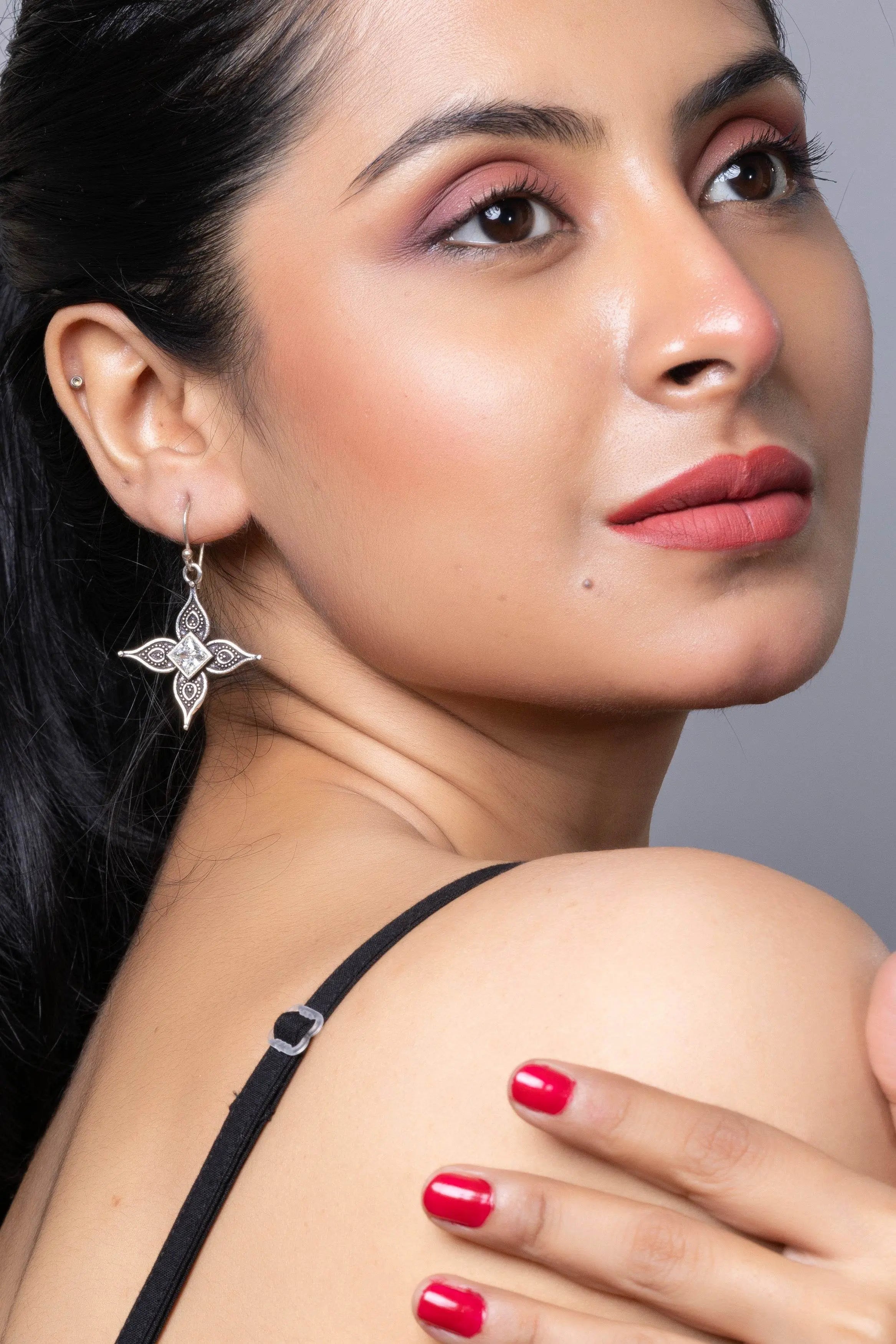 Oxidised Silver Cubic Zirconia Earring from LOOK AND ADORN designed for you, showcasing elegant floral design