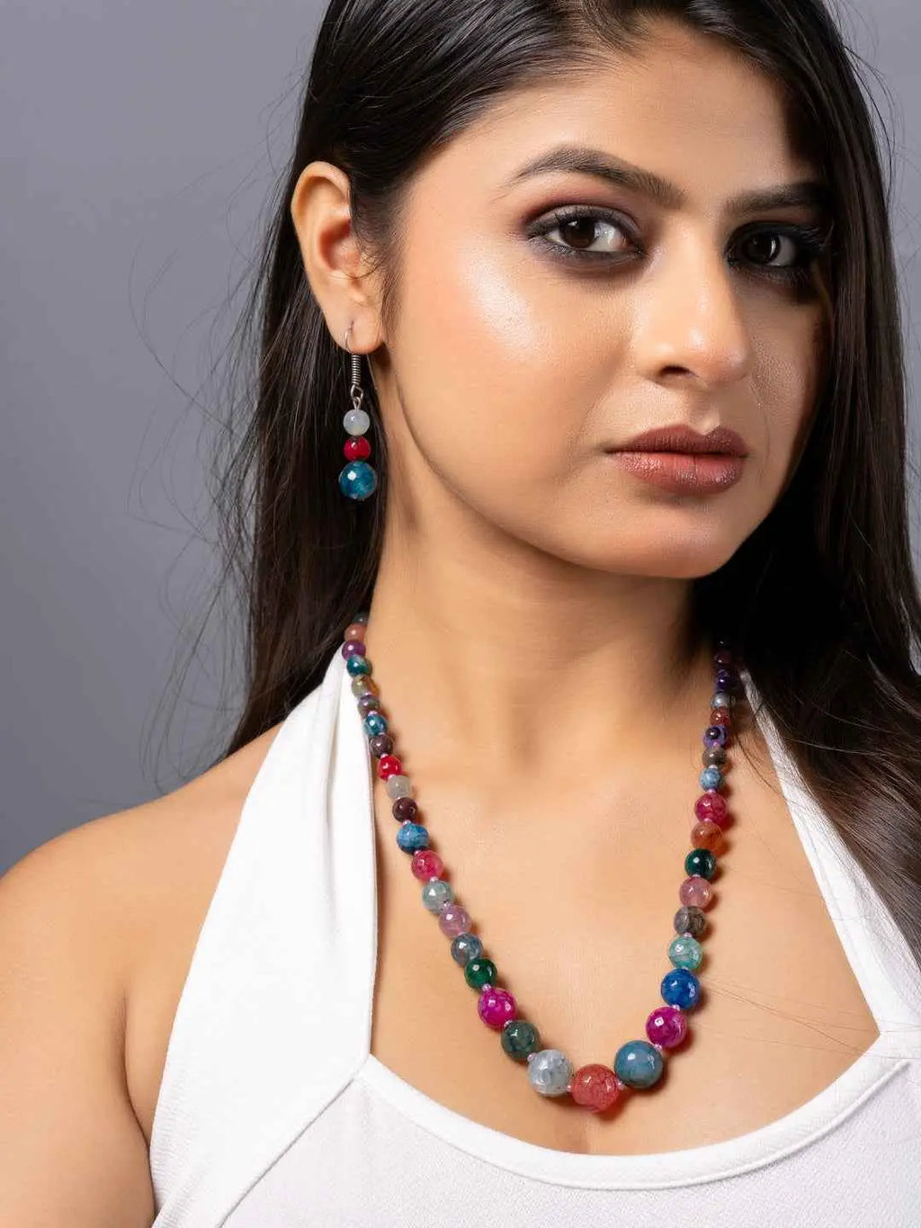 Colorful handmade onyx necklace set featuring vibrant stones for a stylish look