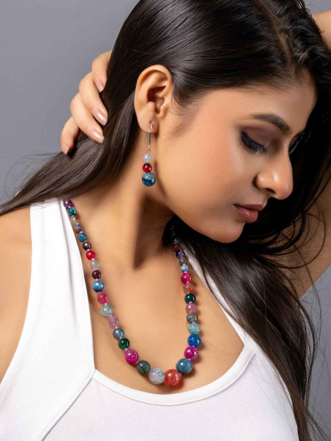 Colorful handmade jewellery set featuring an onyx necklace set with matching earrings for a vibrant look
