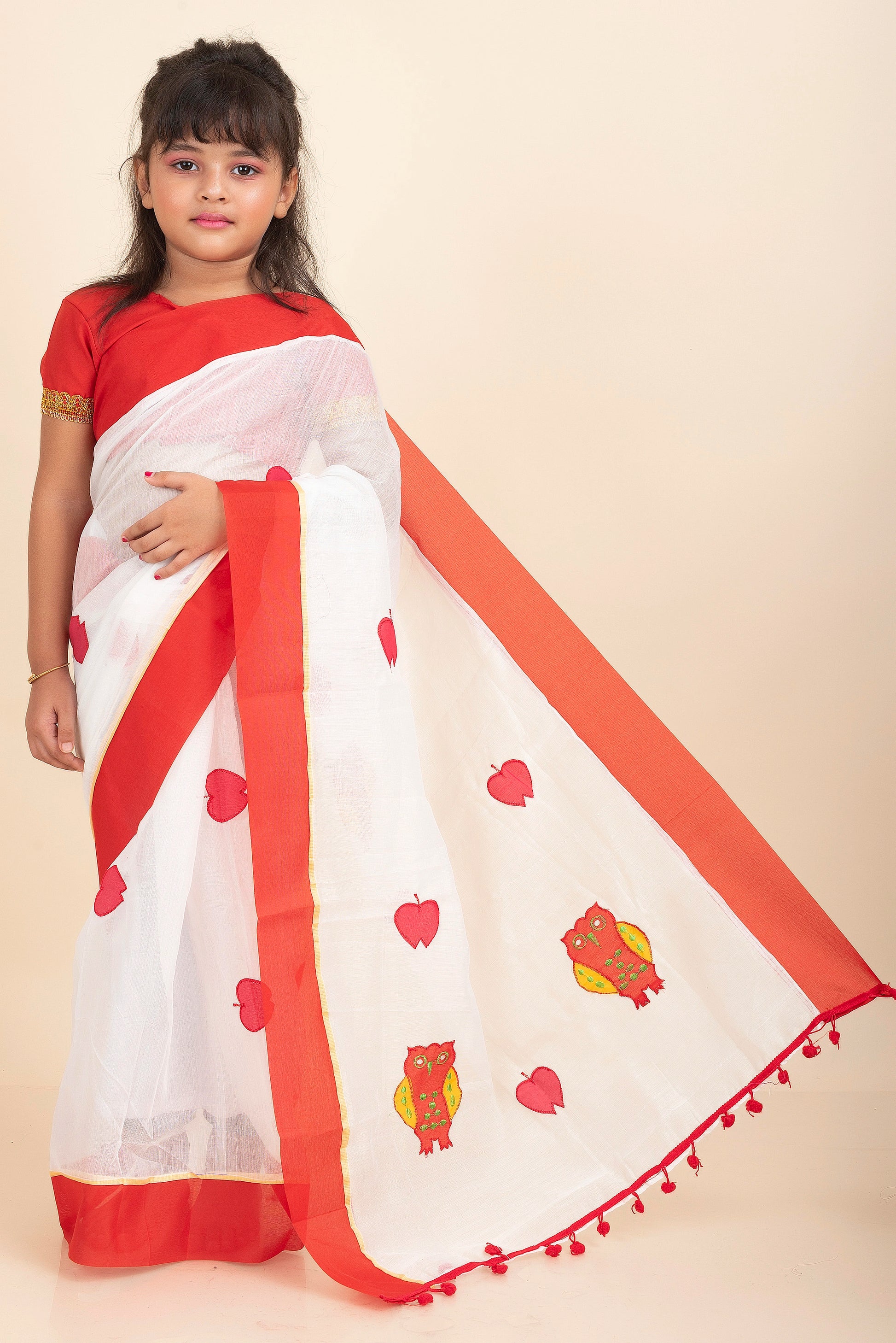 white-handloom-kids-cotton-saree-with-stitched-blouse-and-petticoat-ks07
