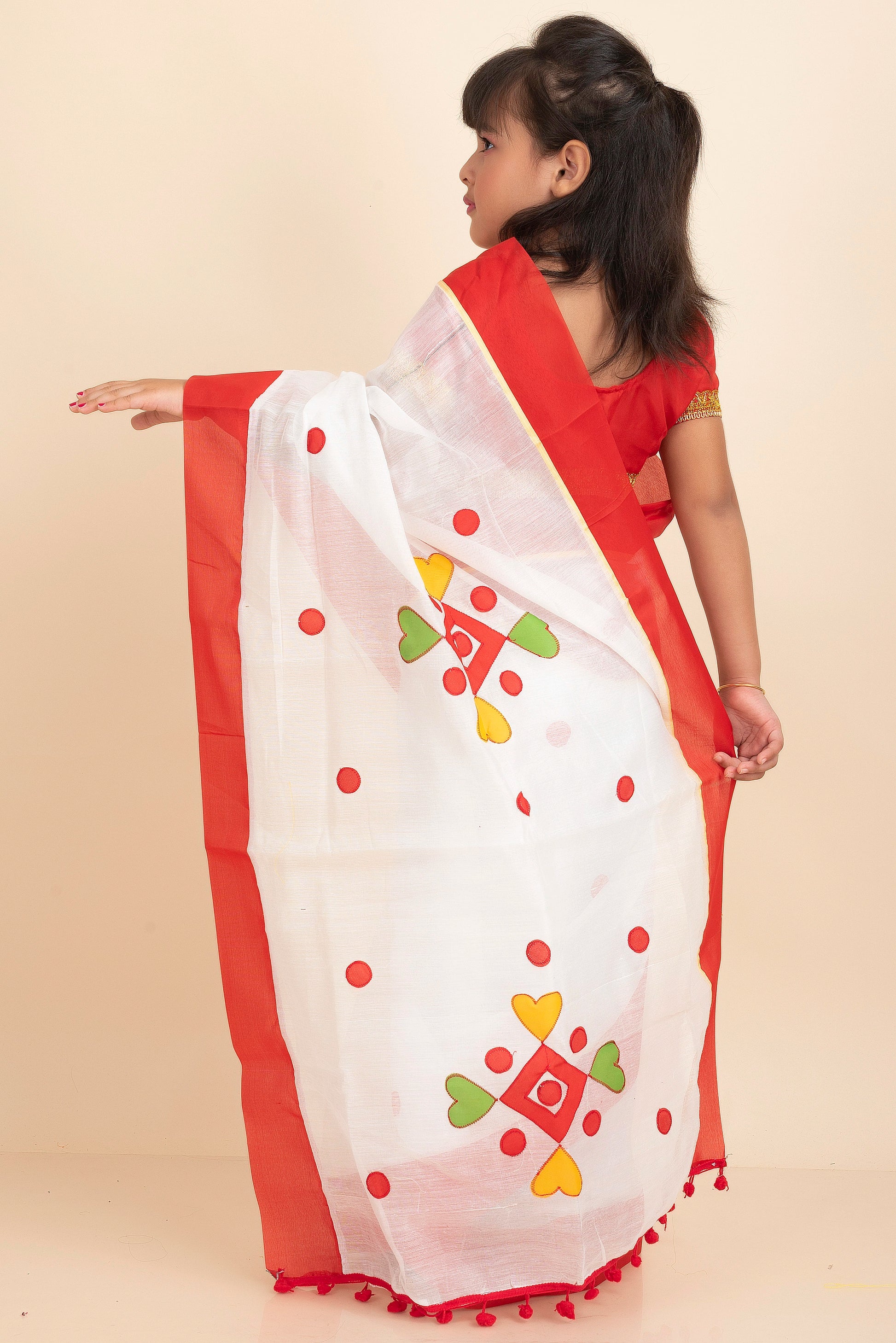 white-handloom-kids-cotton-saree-with-stitched-blouse-and-petticoat-ks10