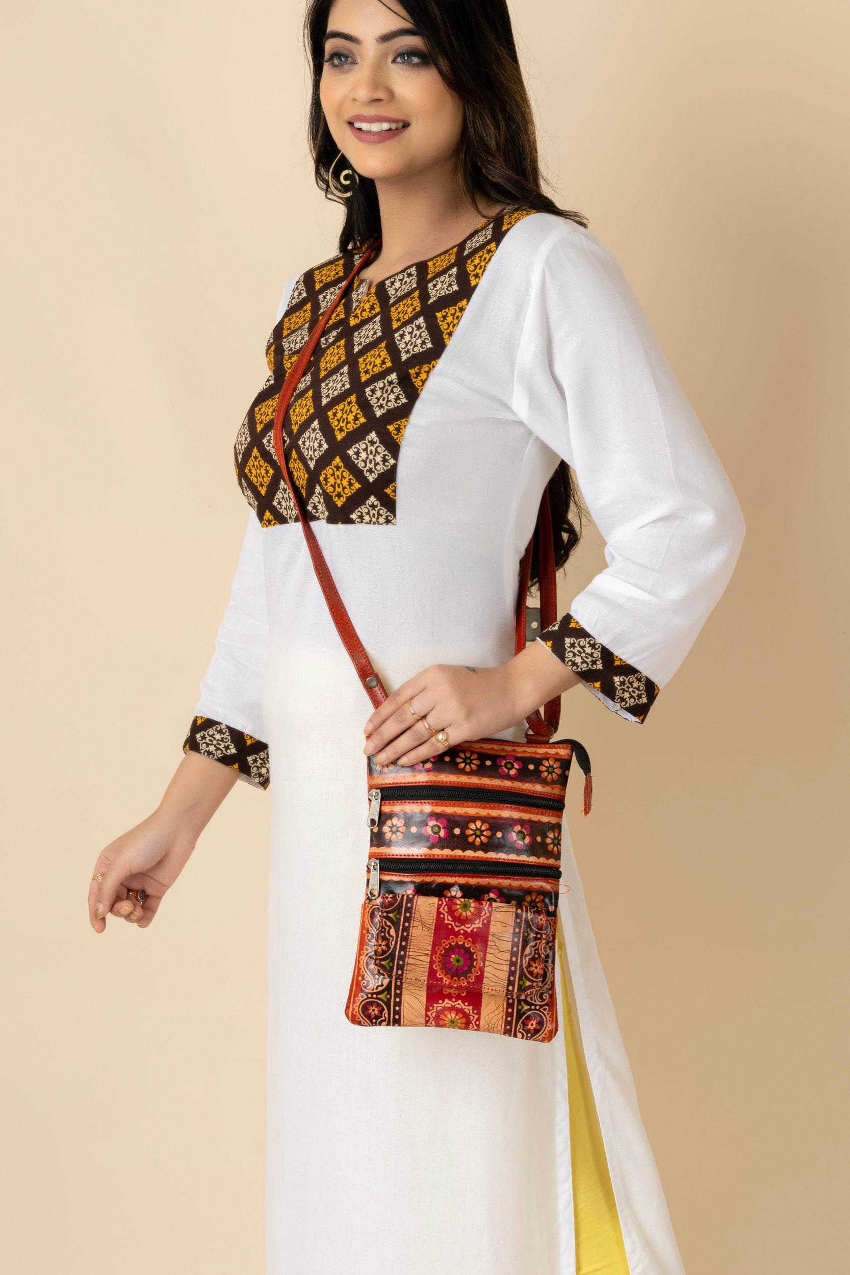 shantiniketan-leather-traditional-printed-women-brown-cross-body-sling-messenger-bag-9-7-mb04